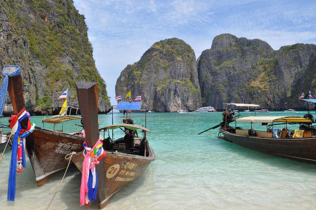Phi-Phi-Islands-Thailand-by-KullezFlickr