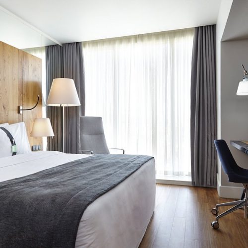 standard-room-with-1