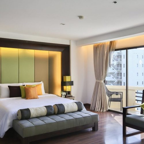 deluxe-room