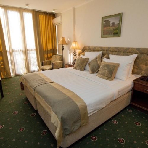 Shirak Hotel