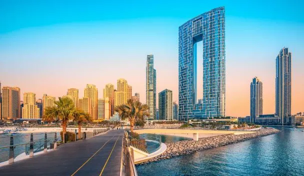 تور دبی از کرمان ویژه اذرماه 1404