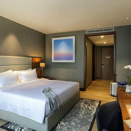 Makati Diamond Residences